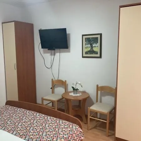 Apartamento Jelsa *