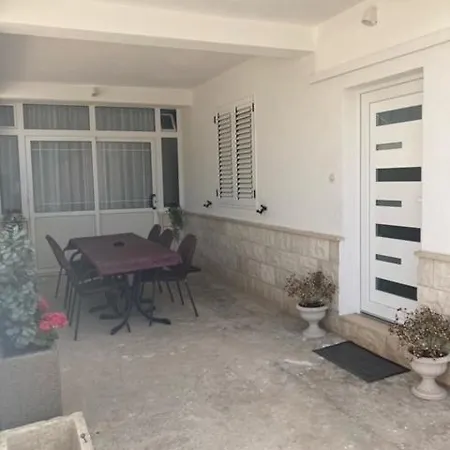 Jelsa * Jelsa (Hvar)