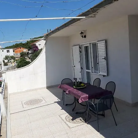 Apartamento Jelsa *