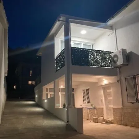 Διαμέρισμα Jelsa